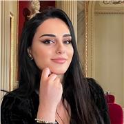 Laureata in Scienze Internazionali (L.L.M) e in Giurisprudenza (MBA) offro lezioni di Diritto